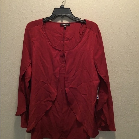 Relativity XL NWT open sleeve Blouse - Picture 7 of 16